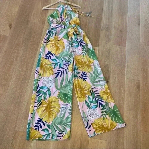 HYFYVE Wide Leg Tropical Print Floral Jumpsuit Size Medium Party Cruise Resort - Picture 4 of 13